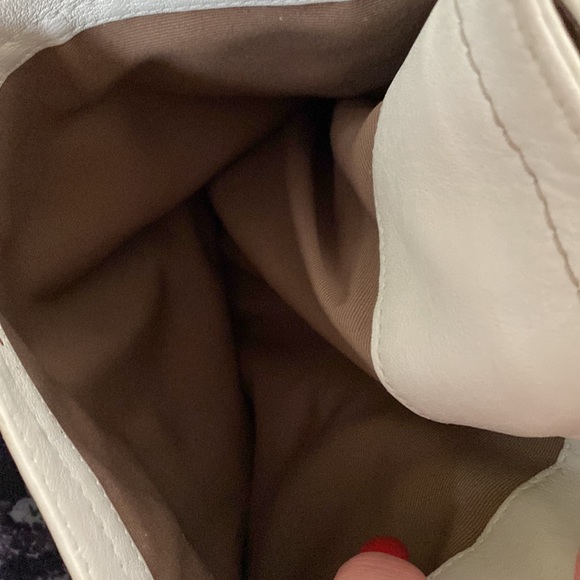 Coach creamy/white color leather diaper bag with 2 changing pads - Picture 12 of 15